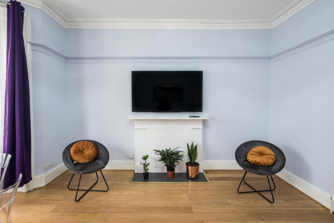 Gloucester Station Gem: 3 Bedroom Oasis لندن المظهر الخارجي الصورة